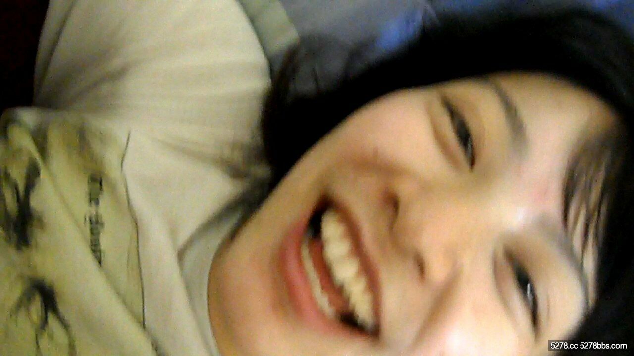 263骚逼弟媳 经常勾引抛媚眼 不操白不操 反正以后也是成为别人的胯下玩物  趁弟弟外出.jpg
