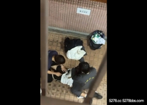 香港情侶與男友露天性愛1~4
