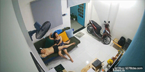 《居家攝像頭破解》身材豐滿的少婦突然來了興趣直接和大叔在少婦上吃鮑魚啪啪啪