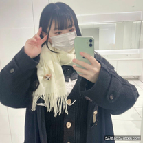 奇迹H罩杯18歲”超清純美女生中出制服身姿首次演出