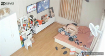 《居家攝像頭破解》中年大叔和白嫩的美女老婆各種姿勢啪啪