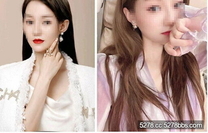 《姐弟**》弟弟趁姐姐喝醉沙發上強操身材火爆的美女姐姐❤️姐姐要報警差點去坐牢