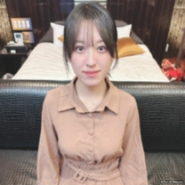 【首次拍攝】可愛的笑容情趣酒店射精中出做愛