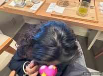 武漢張婧❤️和男友喜愛露出，大膽動作尺度大，洗浴中心當場吃雞巴