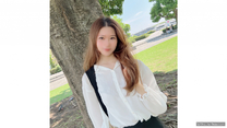 首次攝影露臉超短裙露出美腿美妝造型師刺激敏感苗條身材生中出