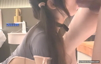 專操極品嫩妹大神✅性奴小母狗調教日記，白絲死水庫蘿莉 跳蛋鞭打蜜穴汁液狂流！爆操蜜臀嫩穴，玩物絲足榨精