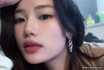 推特高顔值紋身反差婊「刺青阿詩」，擺動蜜桃臀蠻腰臀盡情被男友後入抽插