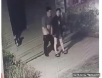 小區保安監控現場觀看蘭州老街情侶野戰飢渴女友騎乘榨精，8分鐘